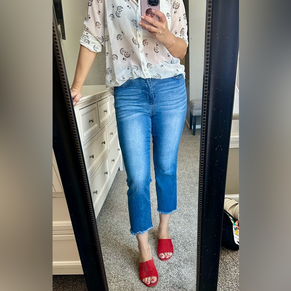 Grace & Lace Light Blue Cropped Jeans